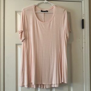 Light pink t shirt
